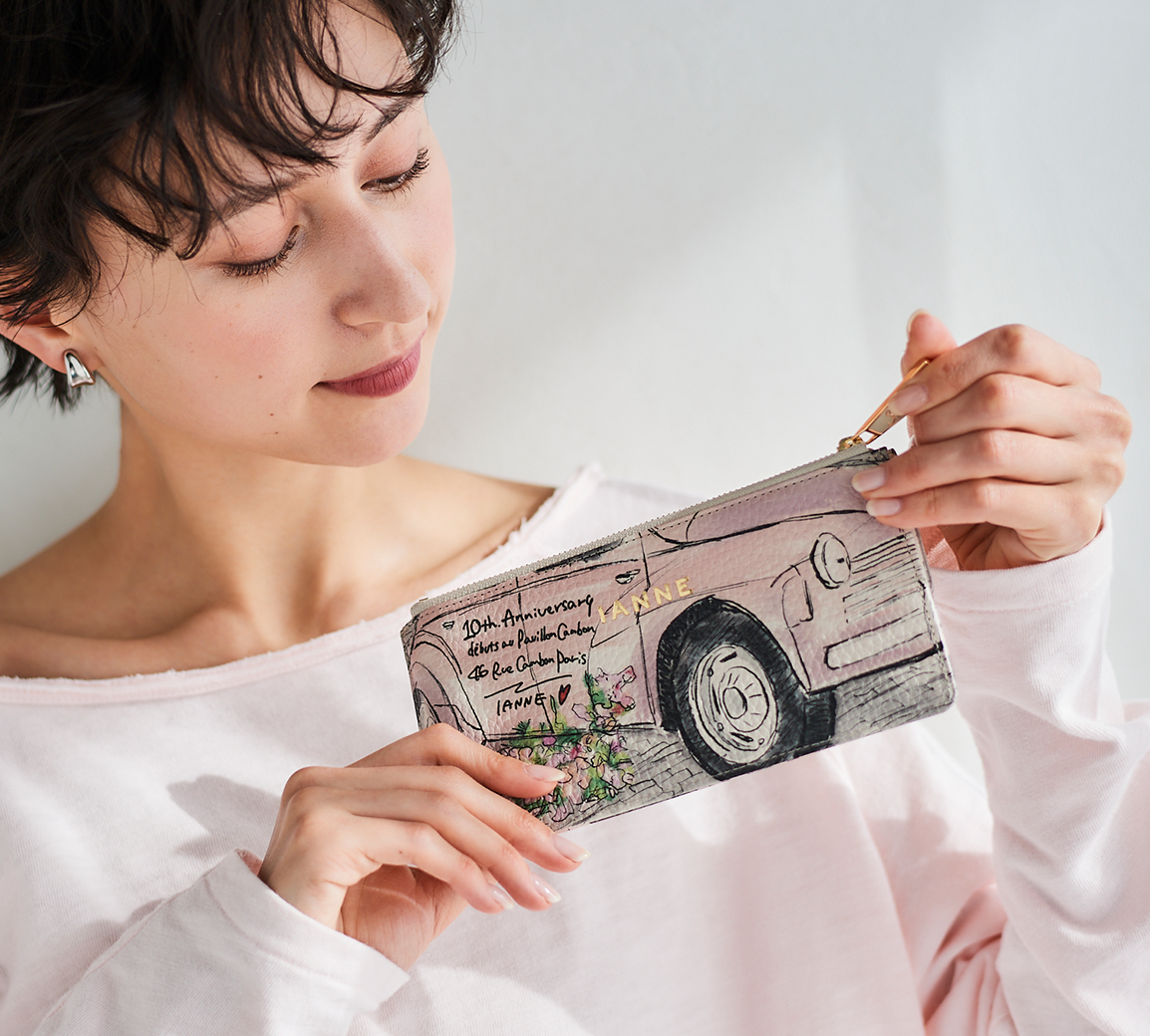 秘密にしたい｜大人のオシャレバッグ！エッフェル塔から花束を（IANNE