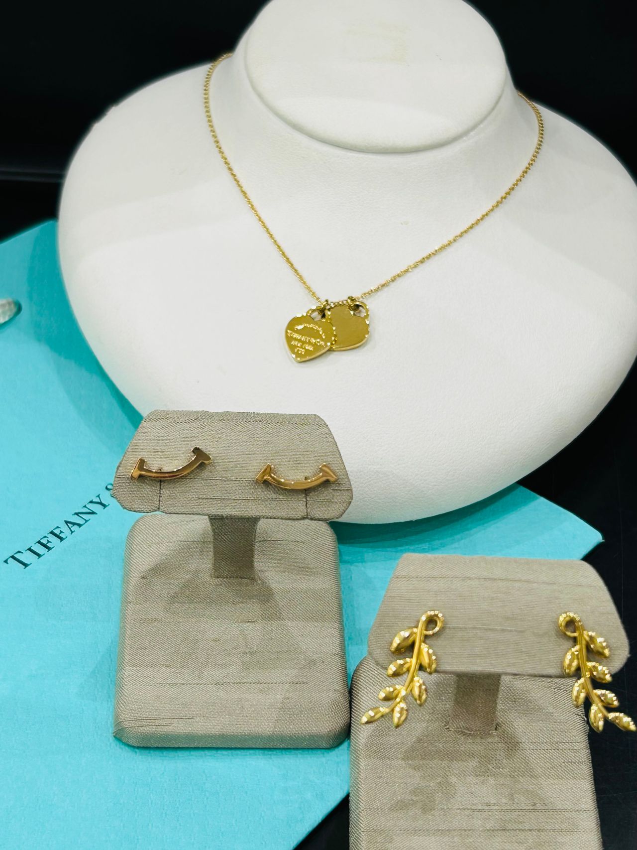 期間限定セールTiffany & Co. K18 ネックレス