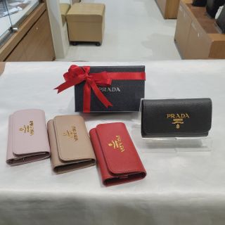 【yuu】PRADAマルチケース♡ Xmasプレゼントにおすすめ！【PRADA 】キーケース | ユニモちはら台店