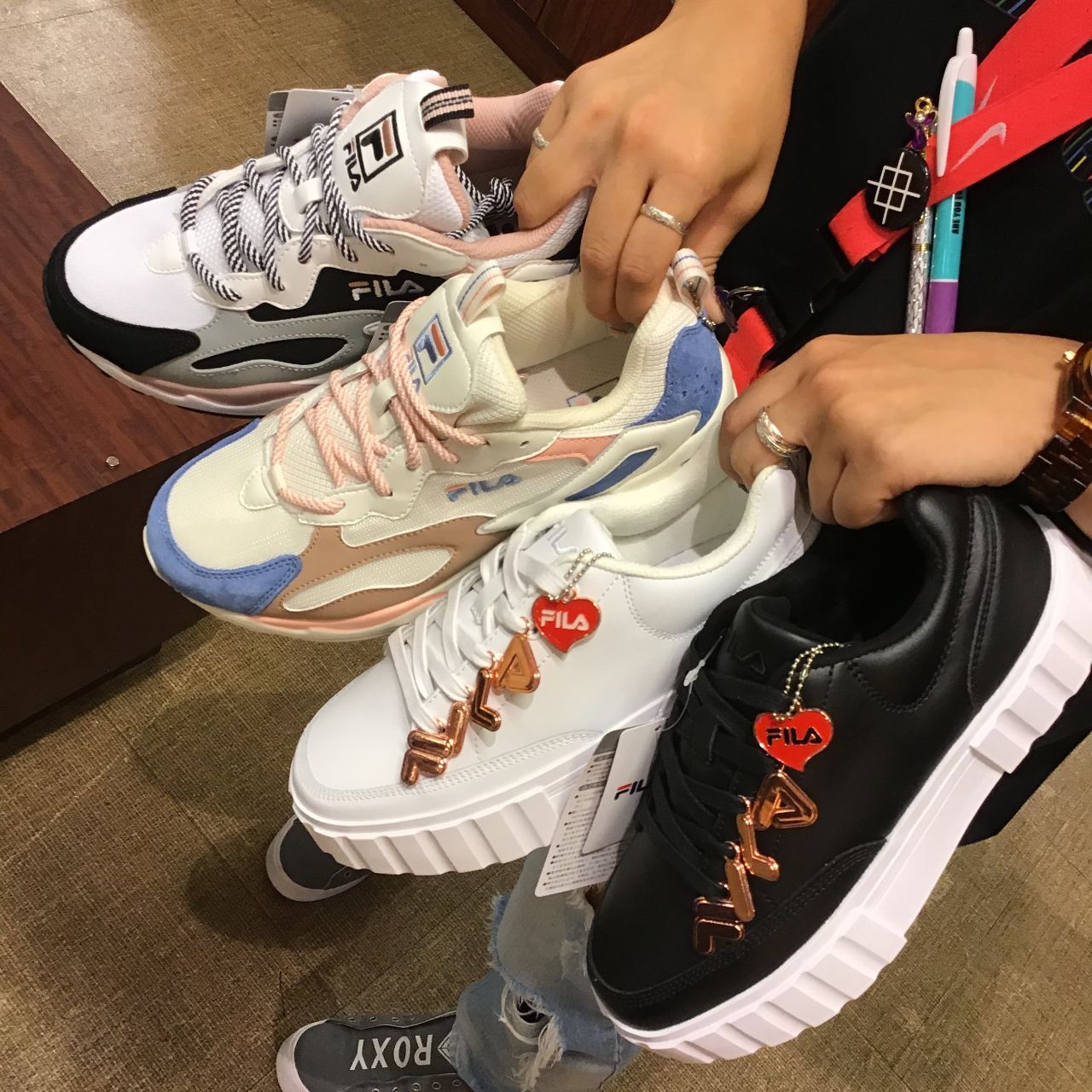 シューズ サンダル 新商品やスタッフオススメの商品をご紹介 Ride Life Magazine ムラサキスポーツ ムラサキスポーツ Murasaki Sports公式サイト