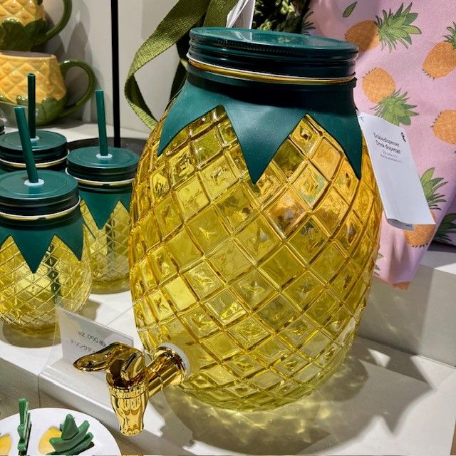 オウムたちと南国ビーチ☆を感じよう！ | 吉祥寺ストア | フライング