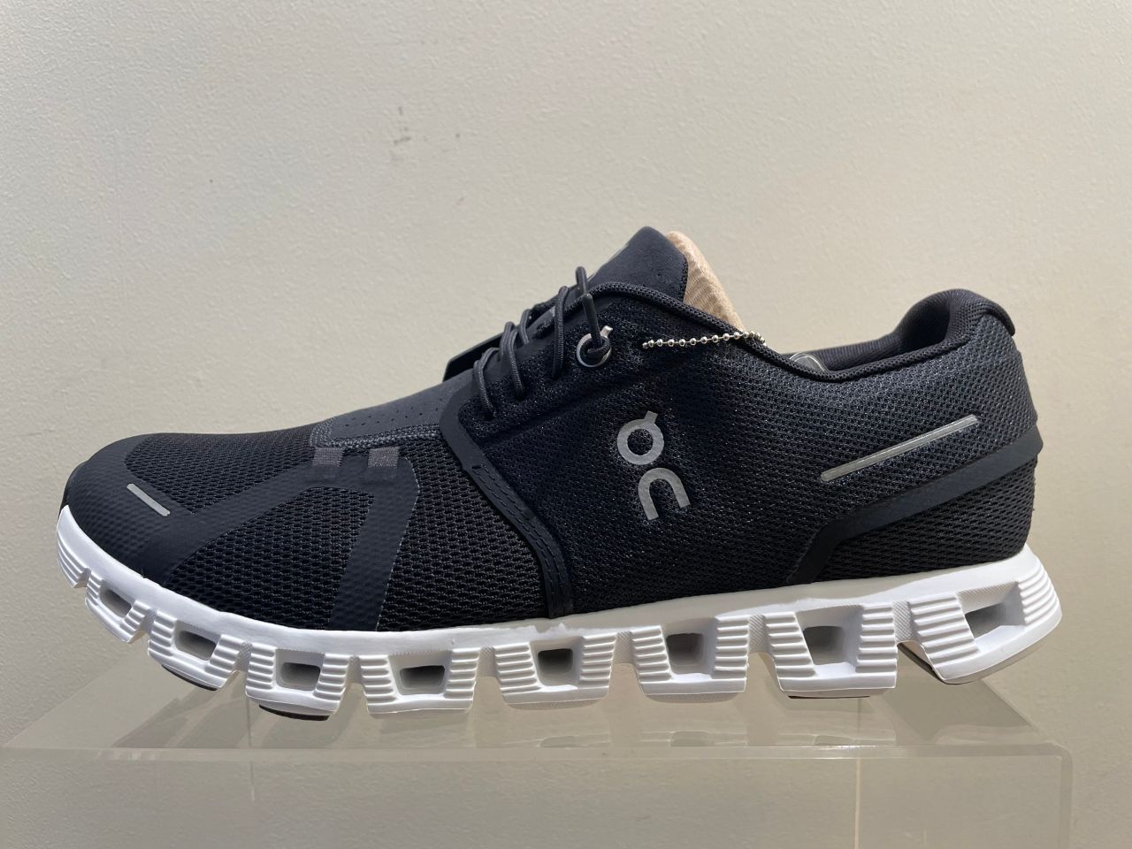 On オン ランニングシューズ cloud5 25㎝ ブラック 黒 ☆On オン Cloud