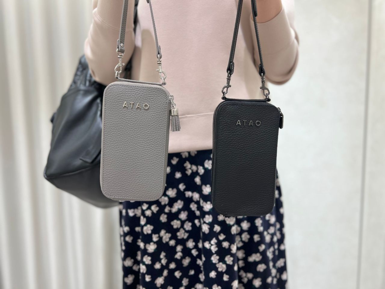 ぴゃぴゅぴょ！！ 新色「ストーングレー」｜ATAO定番　ミリモケリー 新色「ストーングレー」｜ATAOの定番ケリーシリーズ｜limo／slimo