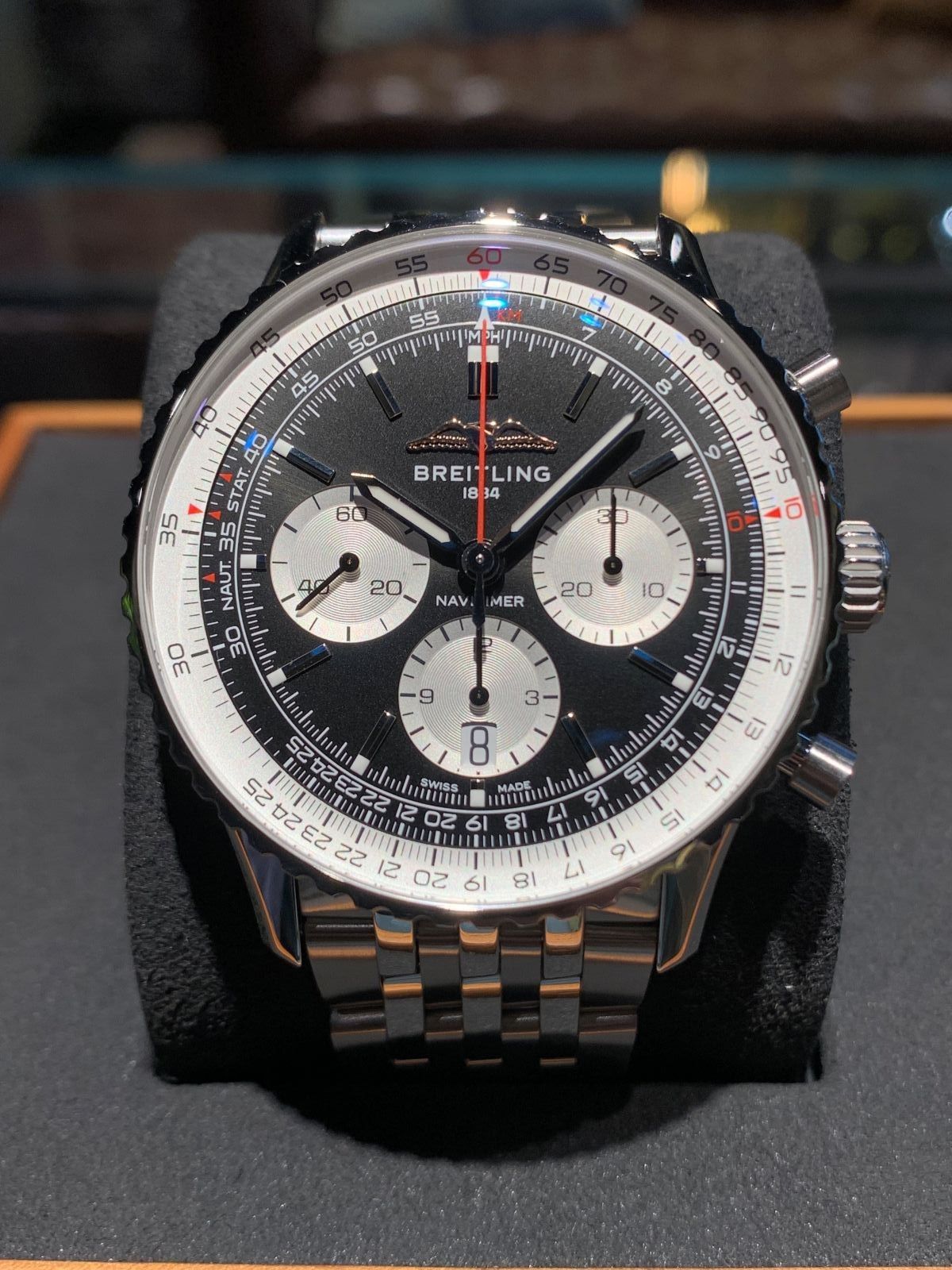 ブライトリング ブティック広島 | 岡山拠点のトミヤコーポレーション