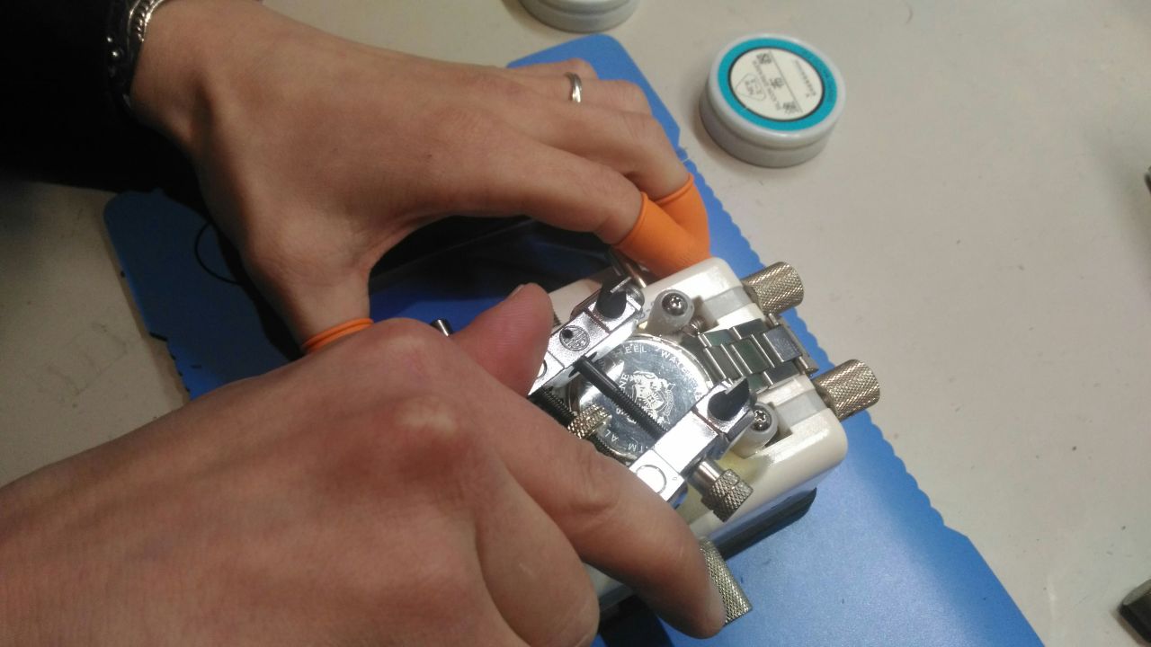 時計電池交換サービス フィットハウス エフラグ イオンモール大日店 フィットハウス公式ショップブログ Fithouseblog