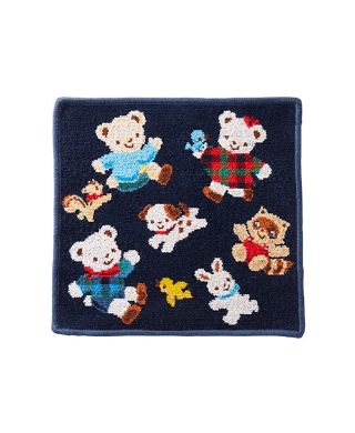 新品　ファミリア　シェニール織り　さくらんぼ　ポーチ　タオルハンカチ 新品・タグ付き ファミリア シェニール織 さくらんぼポーチ