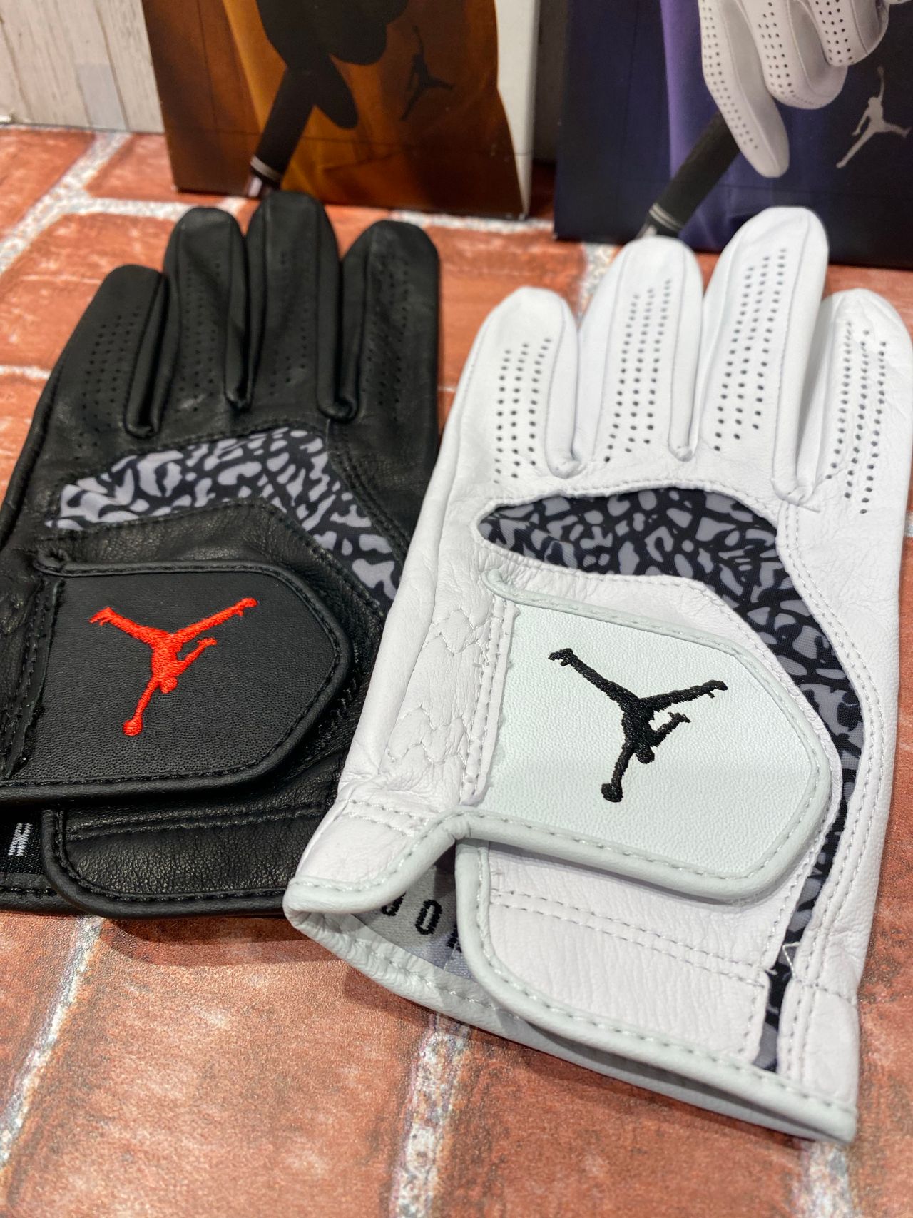 Jordan Tour Glove ジョーダンゴルフ Amazon.com : Tour Glove by Jordan : Sports & Outdoors