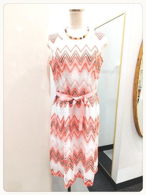 元気をくれる夏の暖色ワンピース アビステブティックパレスホテル東京 Abiste Shop Blog アビステ公式ショップブログ