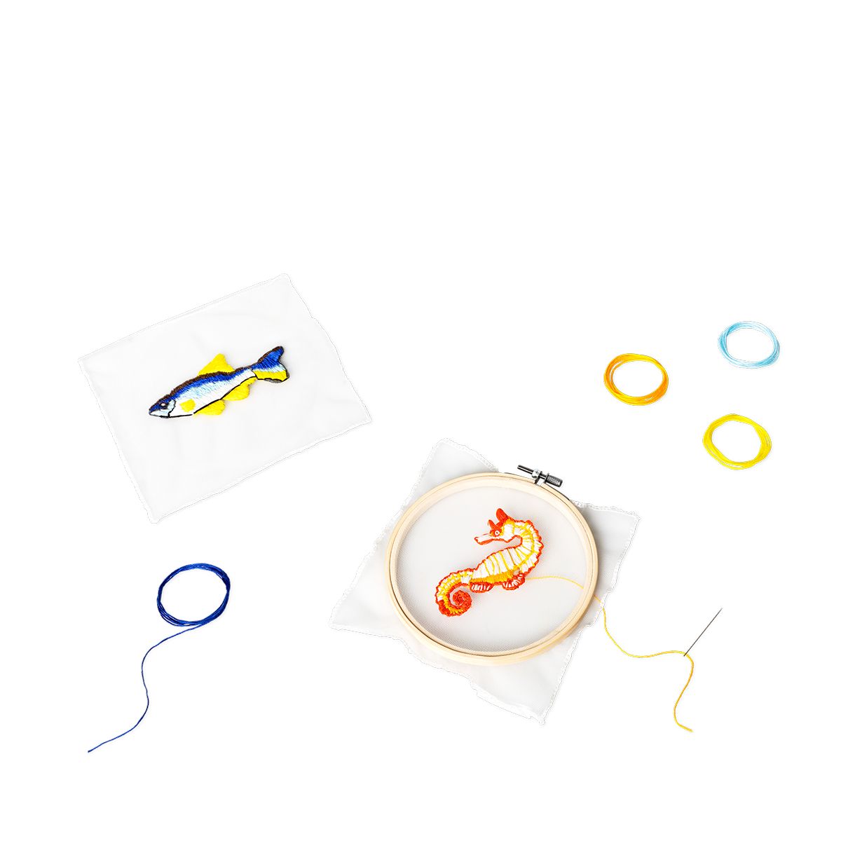 ミニチュア着物　刺繍白打掛　ゴマページ ミニチュア着物 刺繍白打掛 ゴマページ 色打掛｜CUCURU