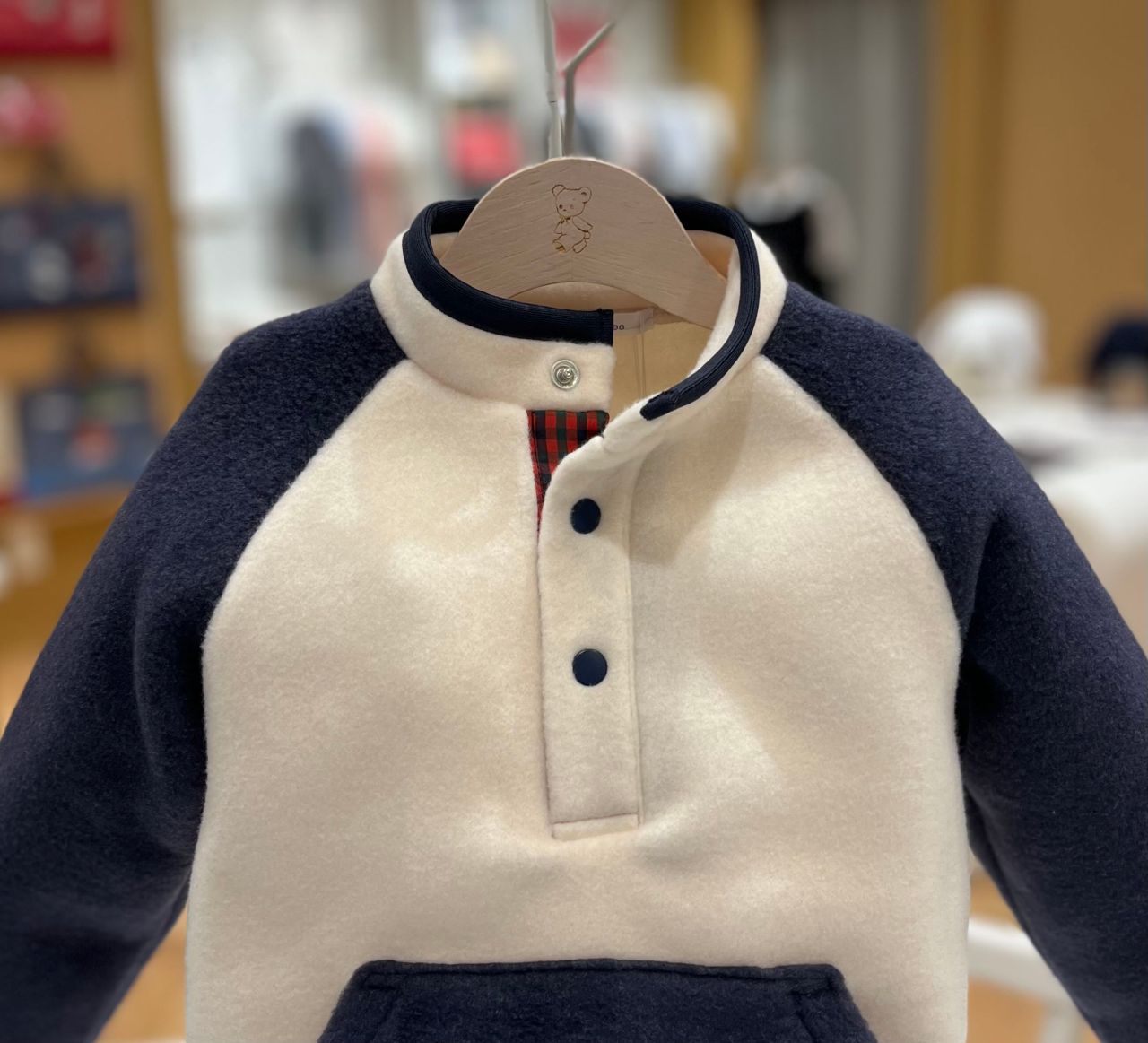 ☆ウィンターカラーアイテム☆｜ファミリアファミリア芦屋モンテメール