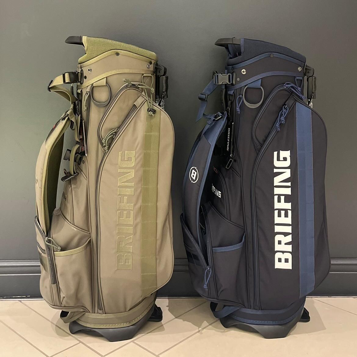 ⛳️極美品 ブリーフィング ゴルフ CR-8 キャディバッグ グレー ⛳️極美品 ブリーフィング ゴルフ CR-8 キャディバッグ グレー