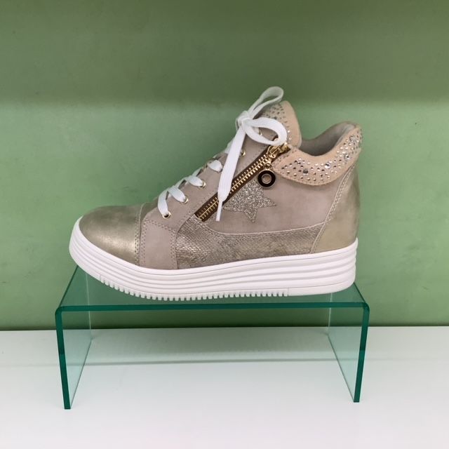 MUUM ☆スニーカー☆ | GINZA WASHINGTON 横浜ポルタ店 | WASHINGTON