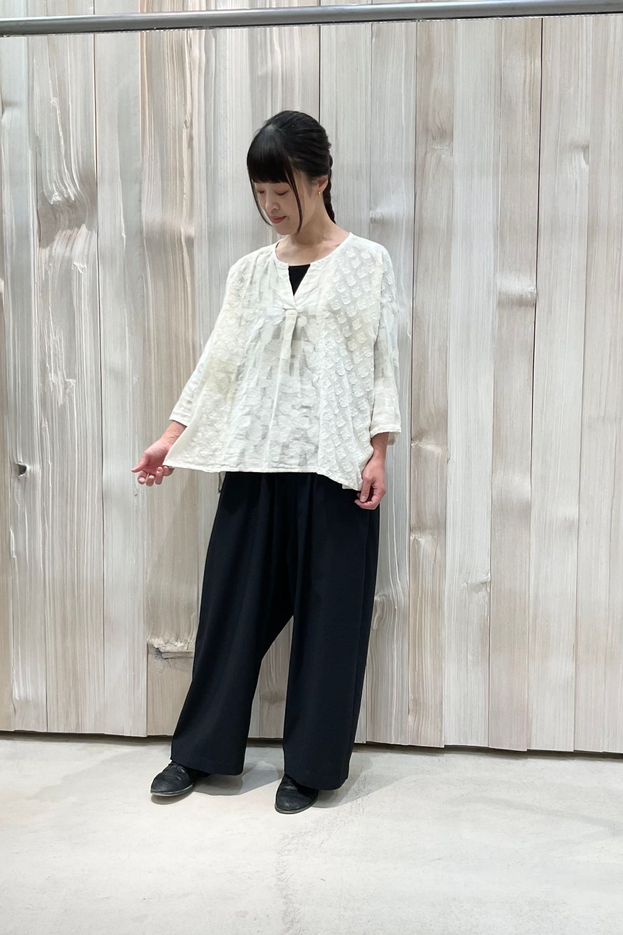 レア✨パドカレ pas de calais 　コットンジャガード　羽織 NEW】インドカットジャガード幾何柄ブラウス | 大丸札幌店 | pas de