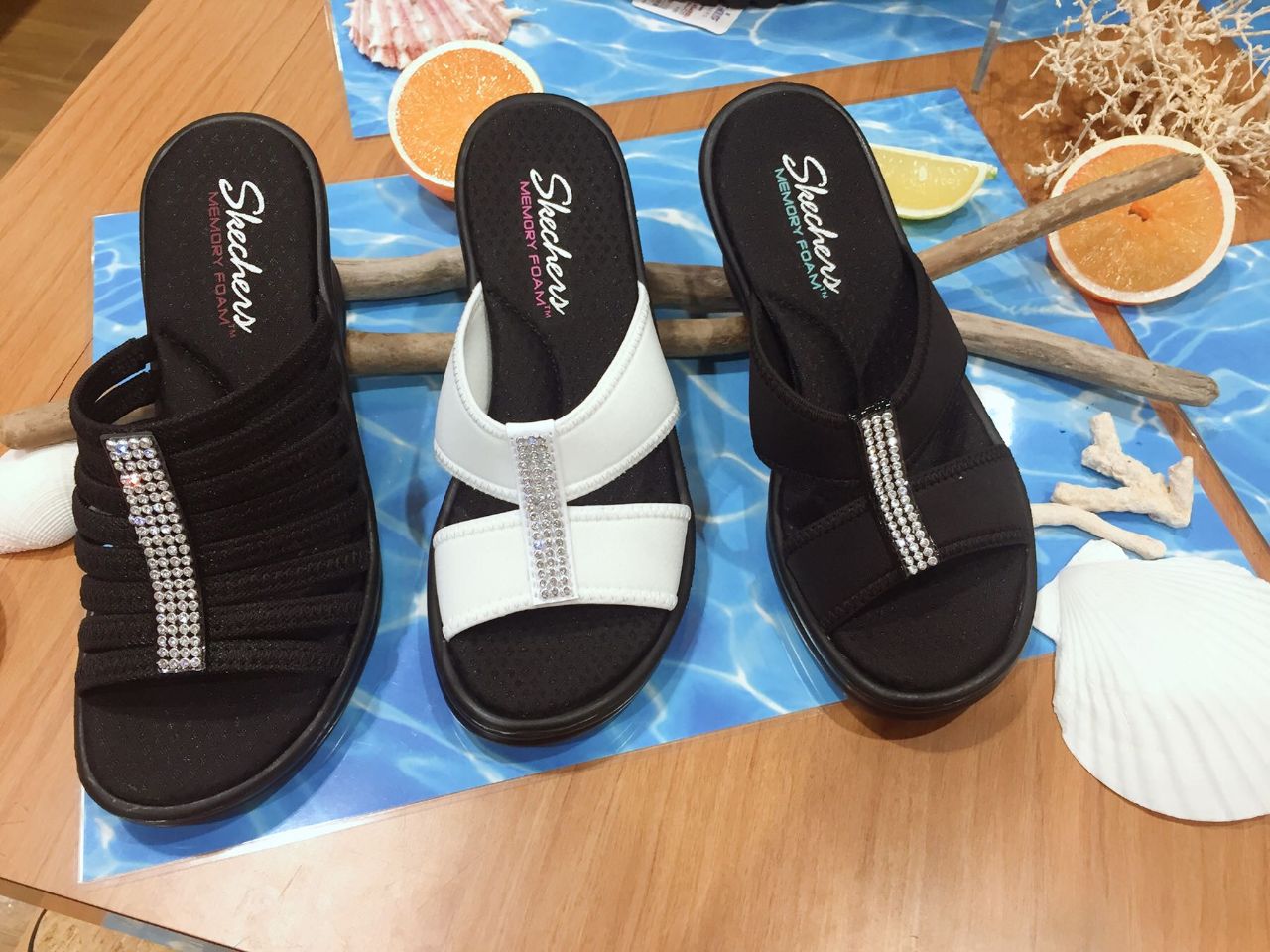 厳 盗難 政治家 スケッチャーズ サンダル 新作 Disiac Shop Jp