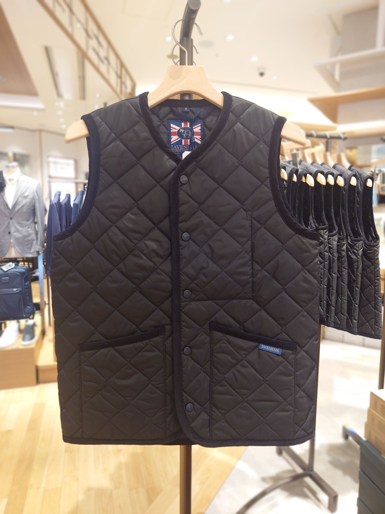 LAVENHAM NAVY ベスト 38 オーダーでLAVENHAMのベストを作ってみませんか？ 〜ベレ兄さんの徒然