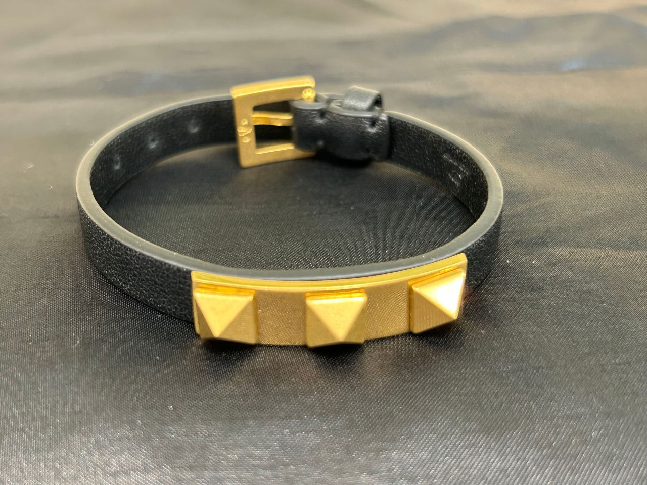 バレンティノ　ブレスレット VALENTINO(バレンティノ)ブレスレット入荷しました | 三好店