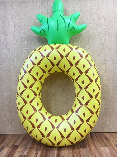 可愛い浮き輪沢山あります♪ | アミュプラザ博多店 ※2021年9月14日