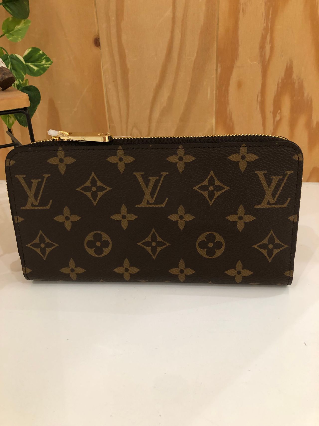 ルイヴィトン♪ジッピーウォレット再入荷しました！ | リーフ