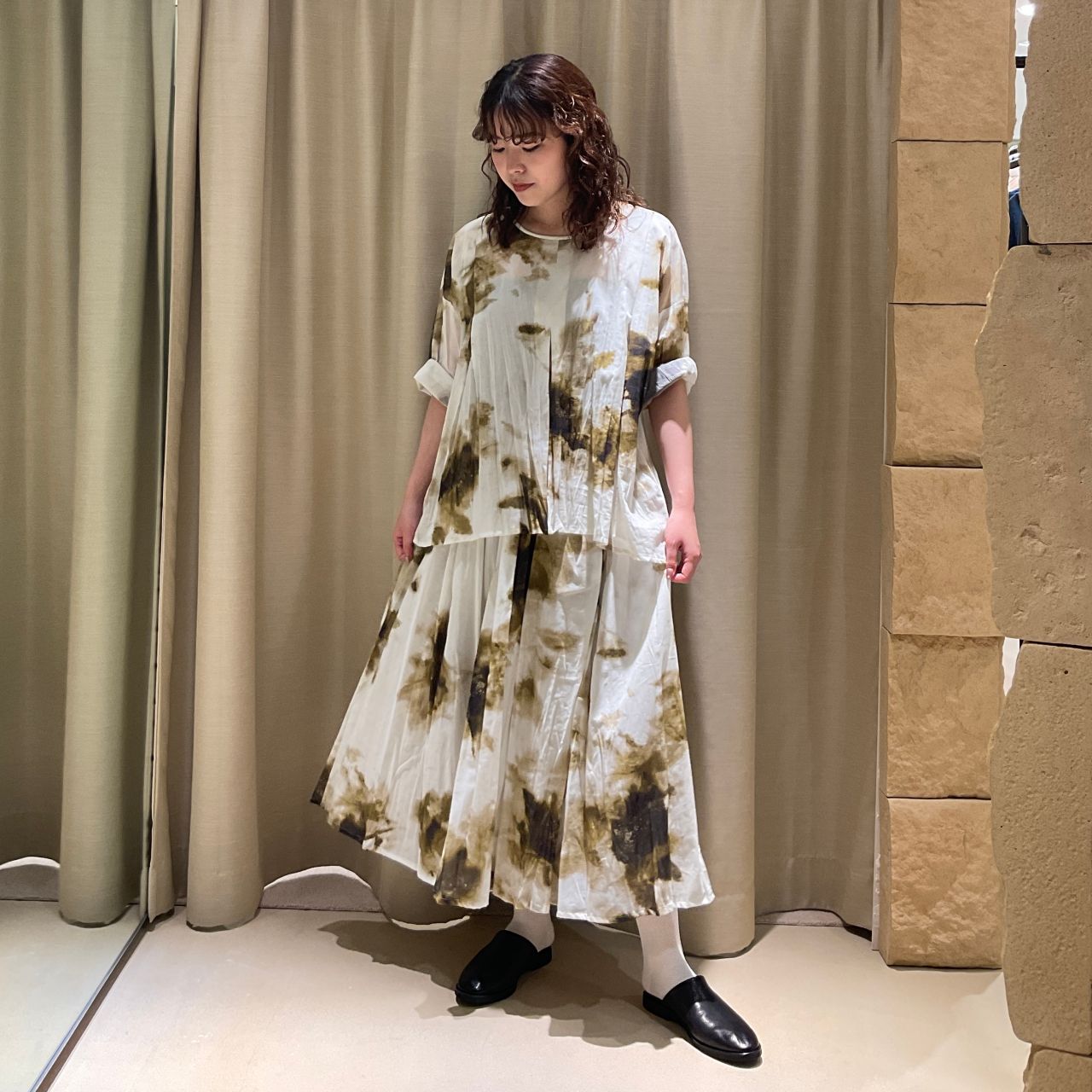 パドカレ pas de calais シルクサテン花柄ワンピース パドカレ pas de calais シルクサテン花柄ワンピース