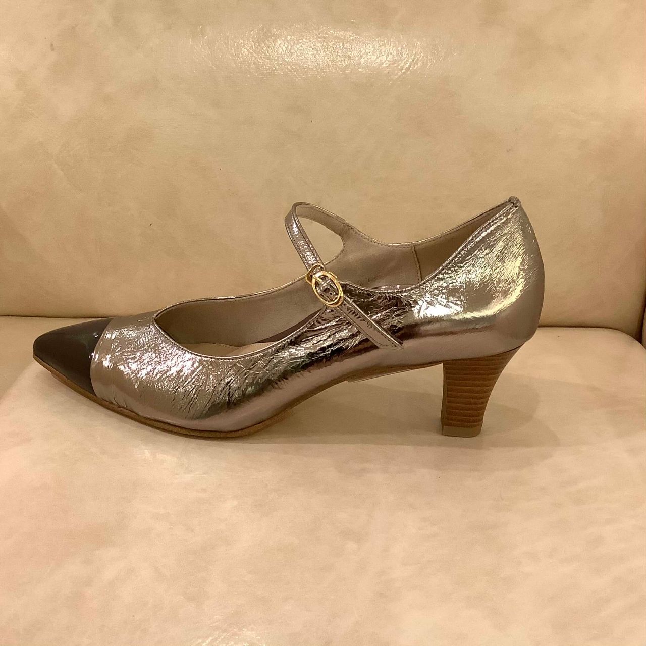 パンプス　24 新作入荷‼︎ワンストラップパンプスのご | GINZA WASHINGTON