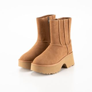 UGG(アグ) 新作! 可愛いチャンキー厚底プラットフォームヒール♪ UGG®の大人気プラットフォームブーツの、新作はチェックした