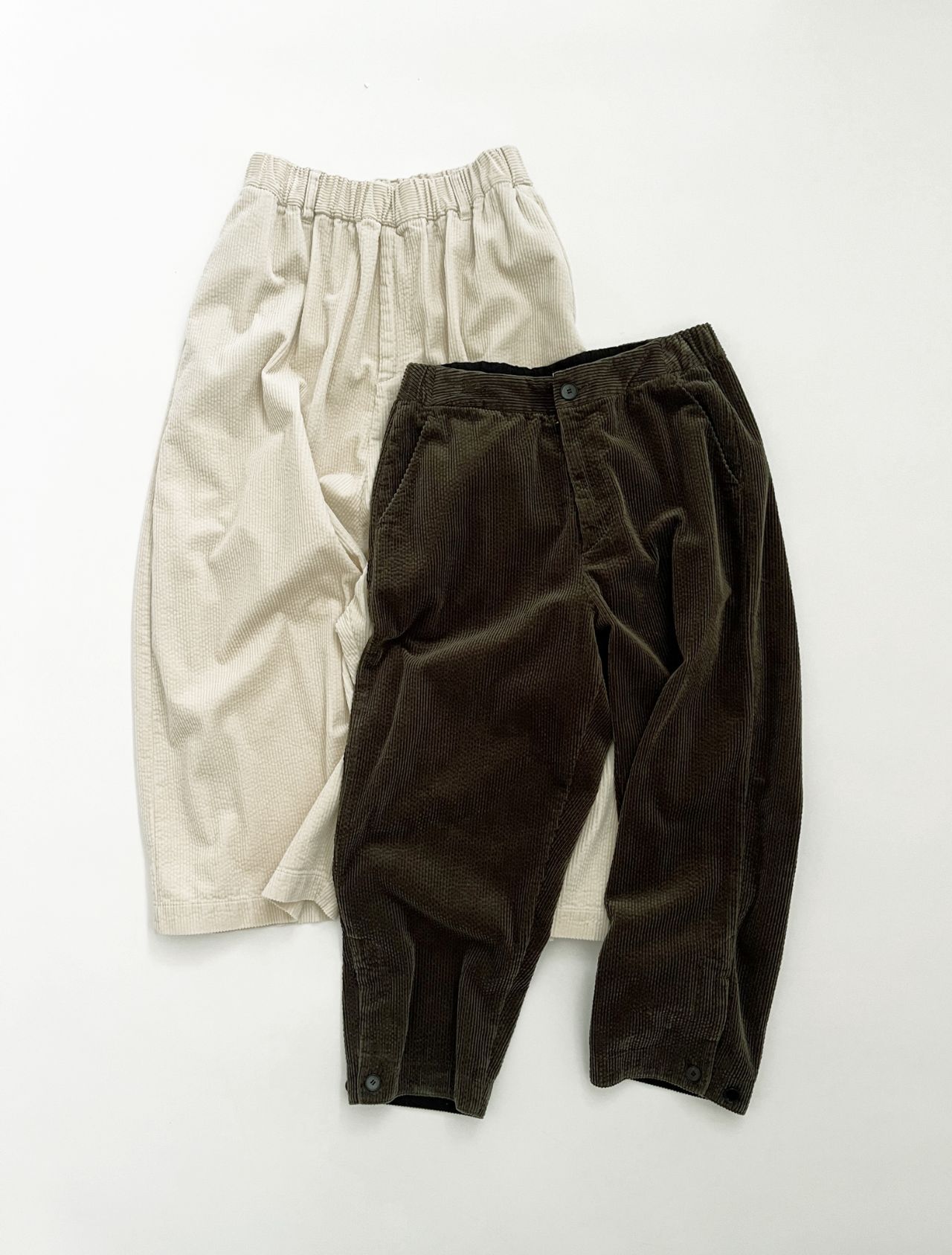 専用です。パドカレ　サッカーコール天テーパードパンツと、ブークレセーター 期間限定！10%OFF】サッカーコール天 テーパードパンツ | (パドカレ