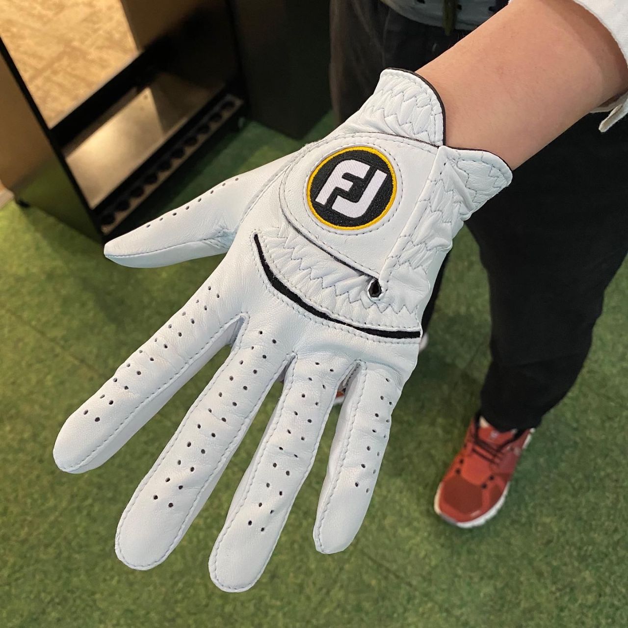 グローブ新商品入荷！ | ゴルフ5 プレステージ新宿店 | ゴルフ5