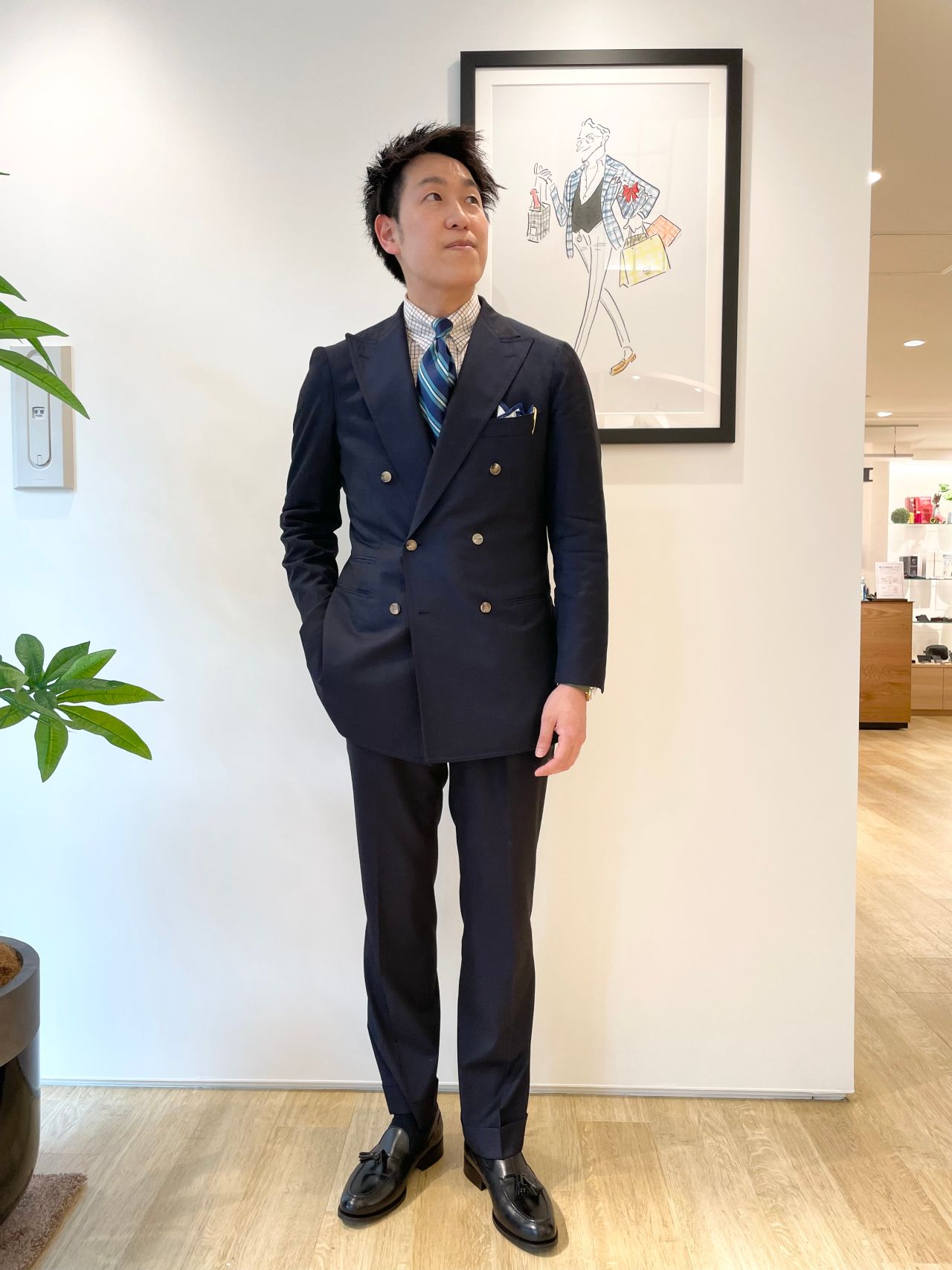 祝日限定価格❗️極美品　ユニバーサルランゲージ　グレーフランネルスーツ　L スーツ／サマーフォーマル／2つボタン／NIKKE／無地／IZ01