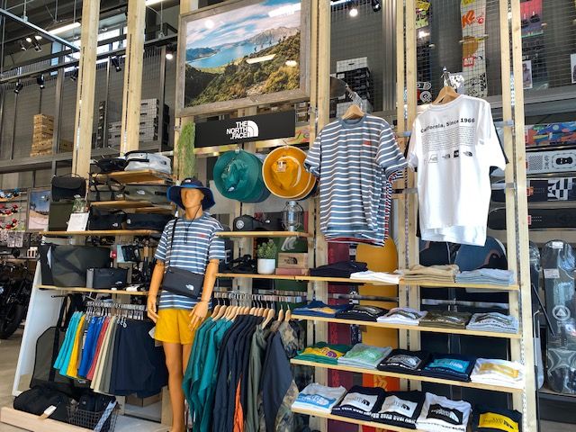 ムラサキスポーツ軽井沢店 気になる取り扱いブランドは アパレル編 Ride Life Magazine ムラサキスポーツ ムラサキスポーツ Murasaki Sports公式サイト